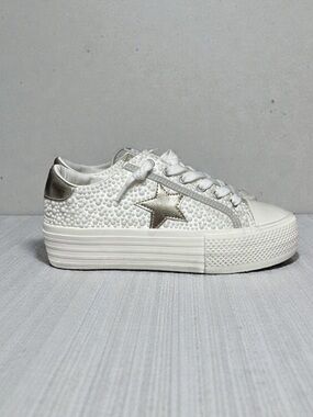 🌻NEW w/box Vintage Havana Amaze 2 Platform Sneakers White Pearl Gold Size 6